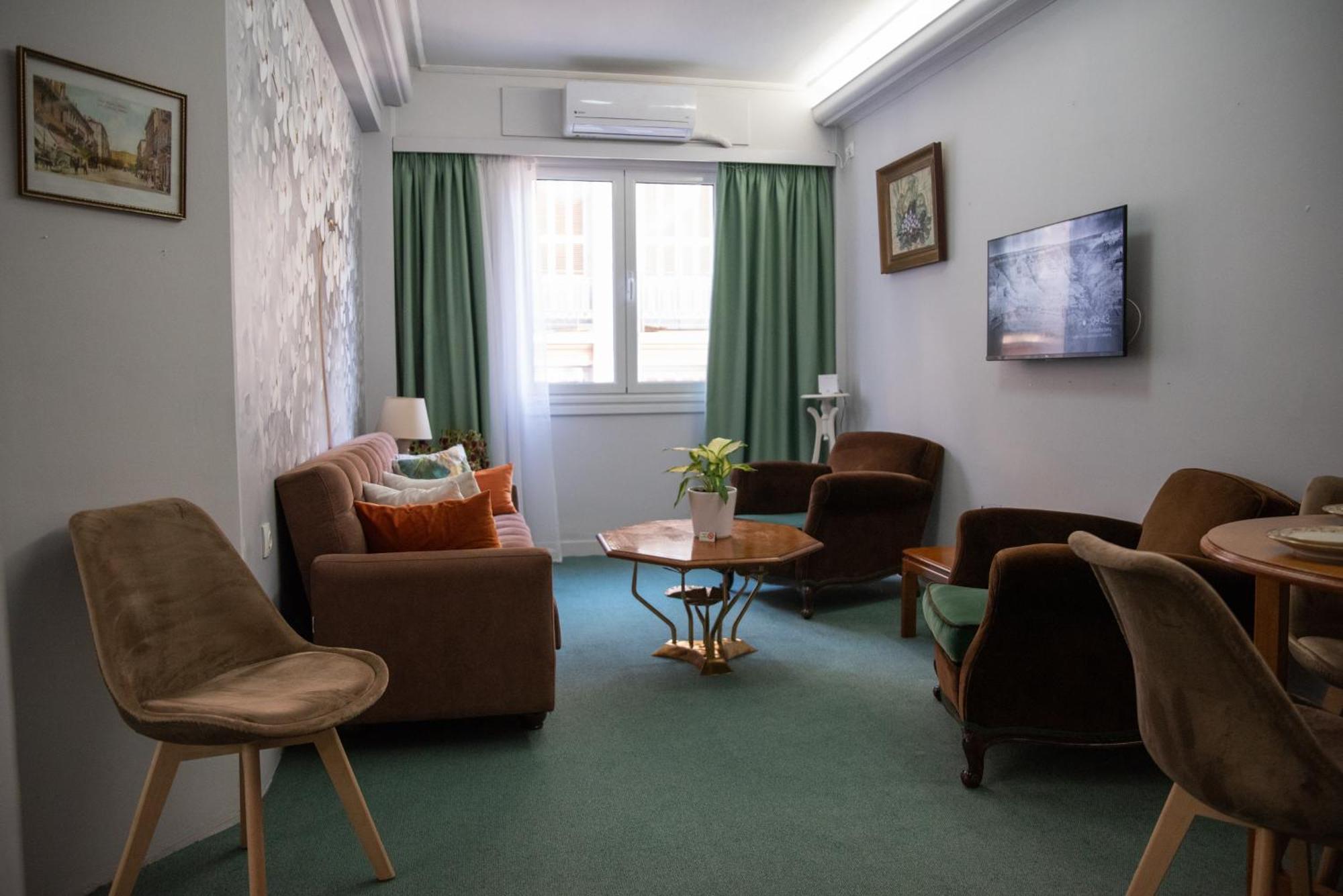 Pnoe D'Athenes Apartment Екстериор снимка